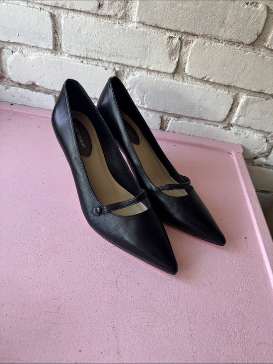 Roberto Vianni Shoes - Black Pointed-Toe Mary Jane Heels with Slim Strap